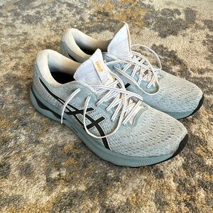 ASICS Gel Nimbus 24 men's size 13